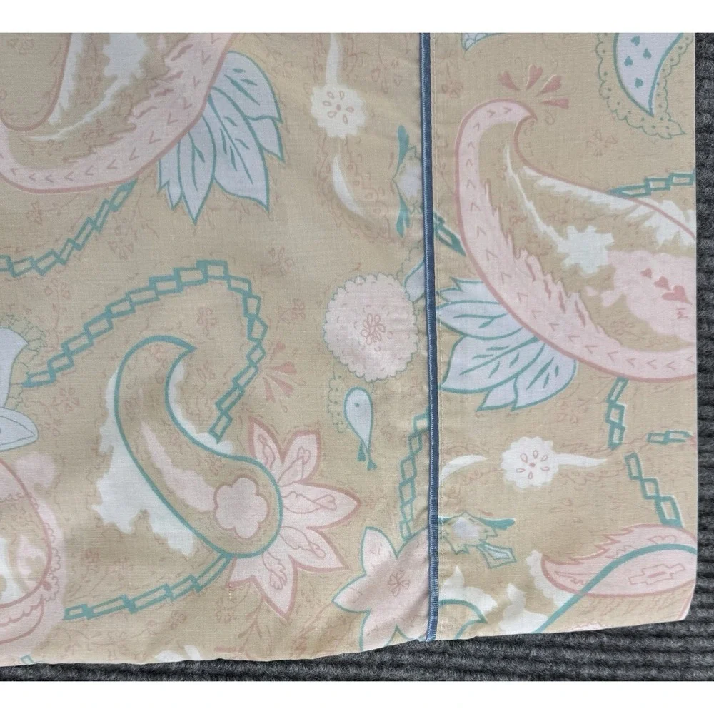 Vintage Standard Pillowcases Pair Pastel Paisley Tan Pink Blue Retro Boho Hippie
